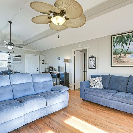 Second-Row Surfside Beach House Newly Renovated! Экстерьер фото