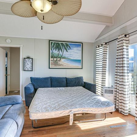 Second-Row Surfside Beach House Newly Renovated! Экстерьер фото