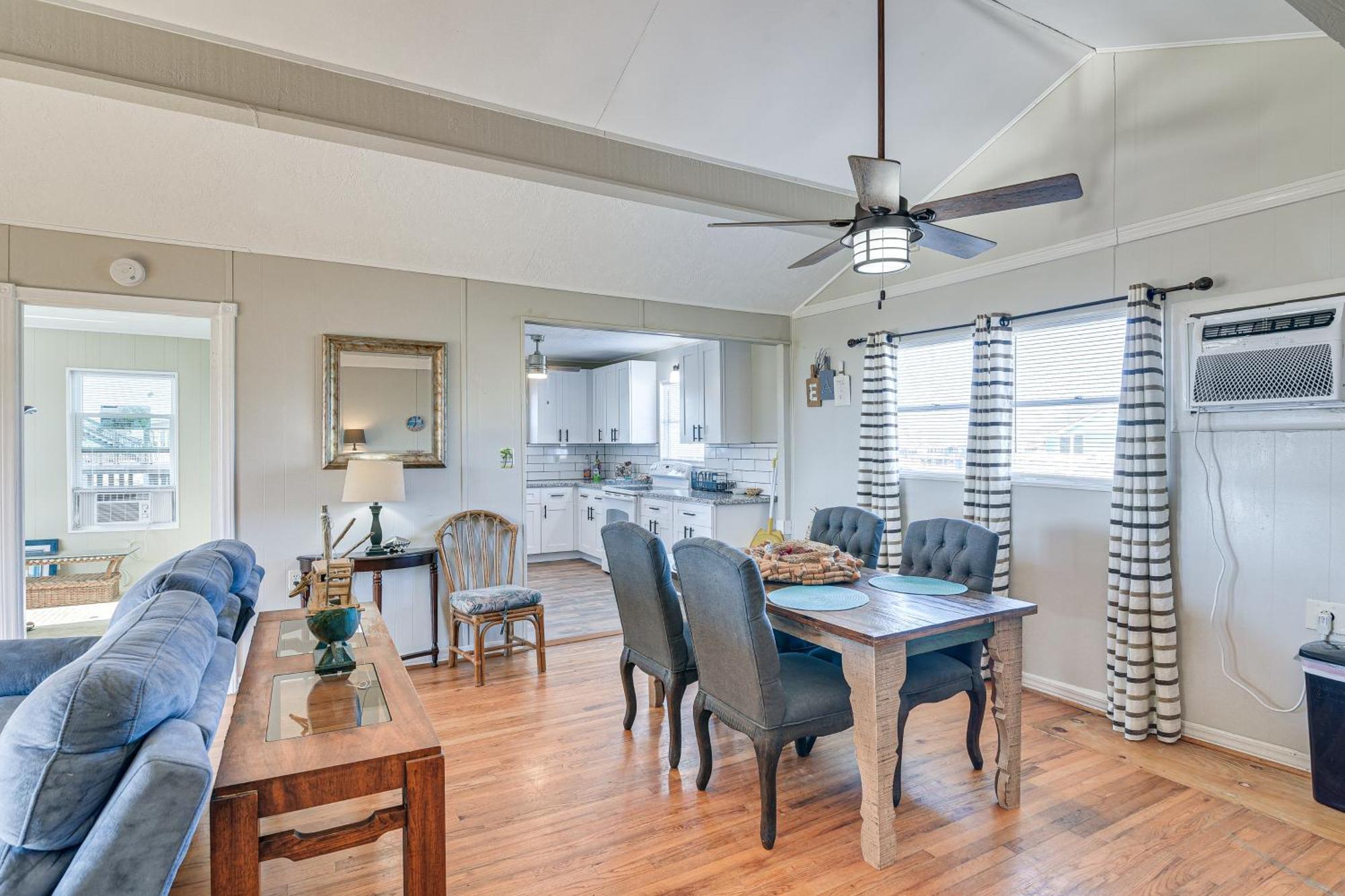 Second-Row Surfside Beach House Newly Renovated! Экстерьер фото