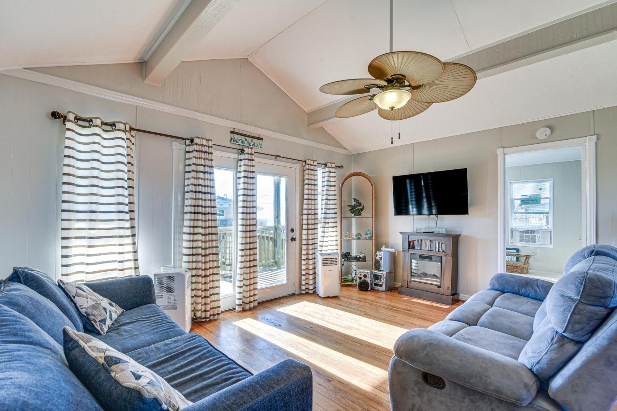 Second-Row Surfside Beach House Newly Renovated! Экстерьер фото