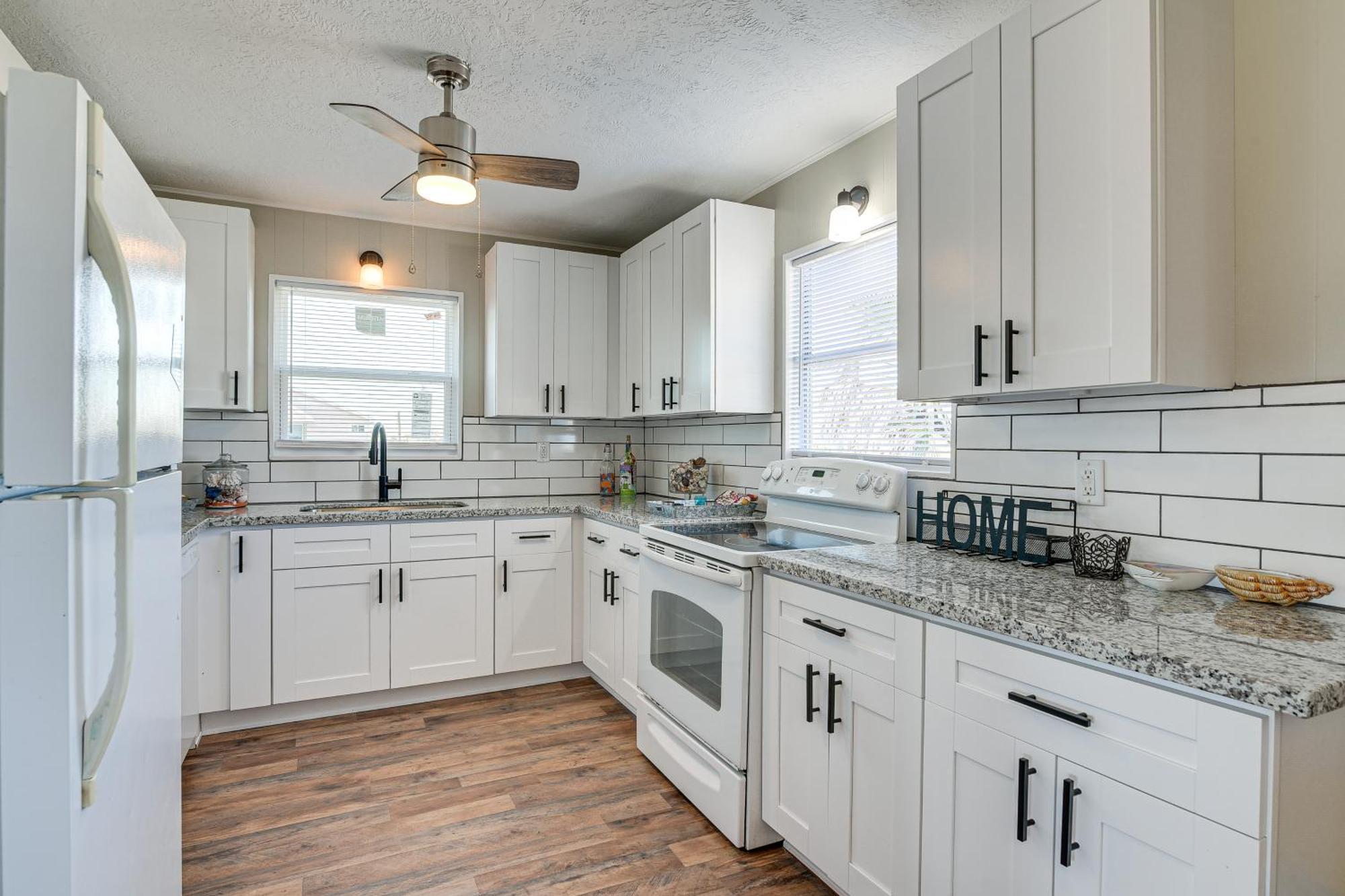 Second-Row Surfside Beach House Newly Renovated! Экстерьер фото